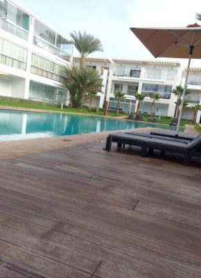 Appartement à Sidi Rahal, vue sur piscine et jardin